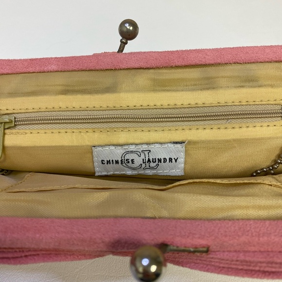 Chinese Laundry Brocade Tapestry Pink Tan Clutch Bow Silver Hardware Chain - Picture 4 of 7